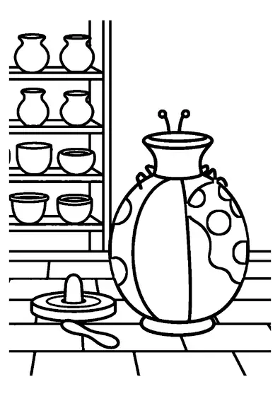 O buburuză urcă pe o vază din lut așezată pe roata olarului, într-un atelier de ceramică.