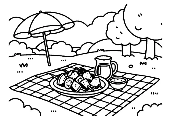 Un platou cu frigărui din fructe colorate, pregătit pentru un picnic de vară în parc.