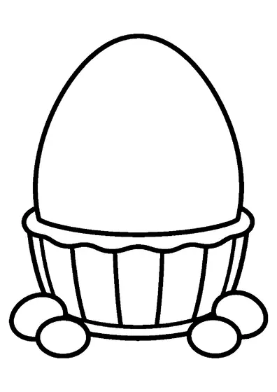 Un grande dolce di Pasqua Paska a forma di cupola con base piatta e larghe scanalature.