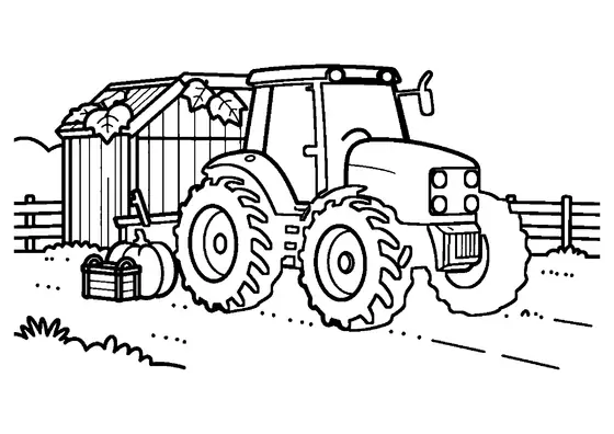 Un tracteur équipé d'un motoculteur rotatif au bord d'un champ d'automne avec de grandes citrouilles.
